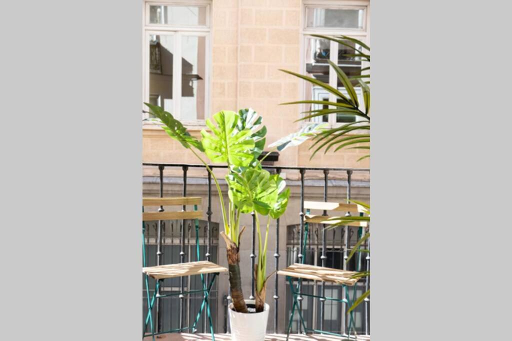 Luxury Apartment Puerta Del Sol City Center Gran Via With Ac Madrid Exterior foto